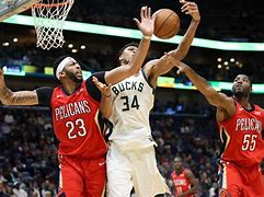 包含波普奇迹绝杀，湖人取得一场胜利的词条